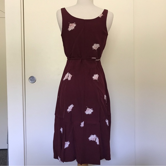 Ann Taylor Wine Red Floral Wrap Dress Size 0P - Picture 2 of 9
